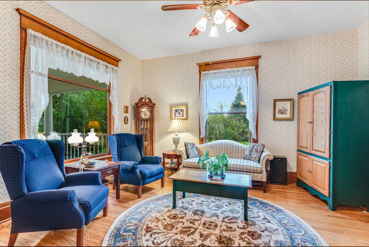 Cambridge Covington Manor B&B מראה חיצוני תמונה